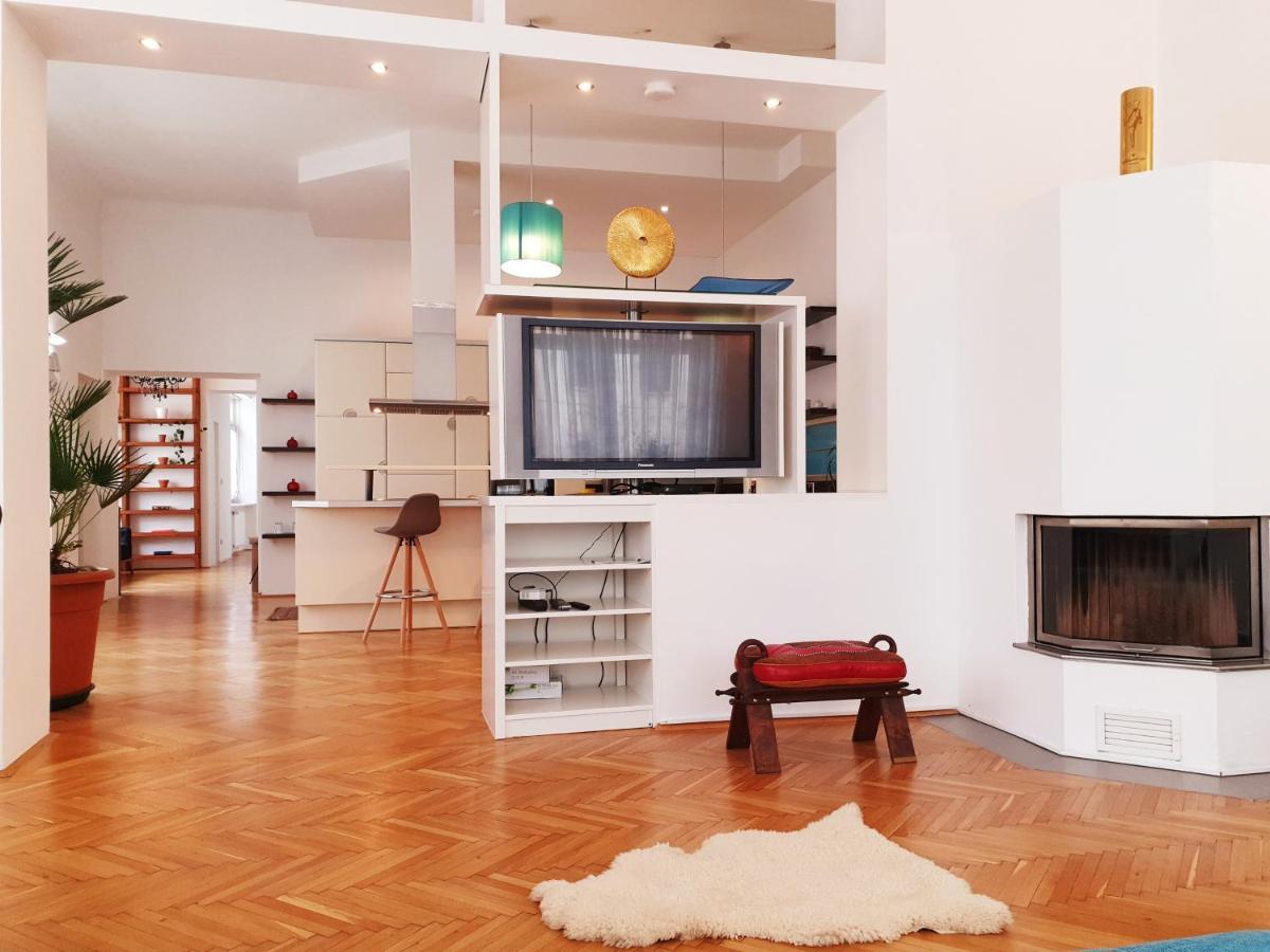 Sunny And Spacious Apartment Near City Centre Vienna Exterior photo