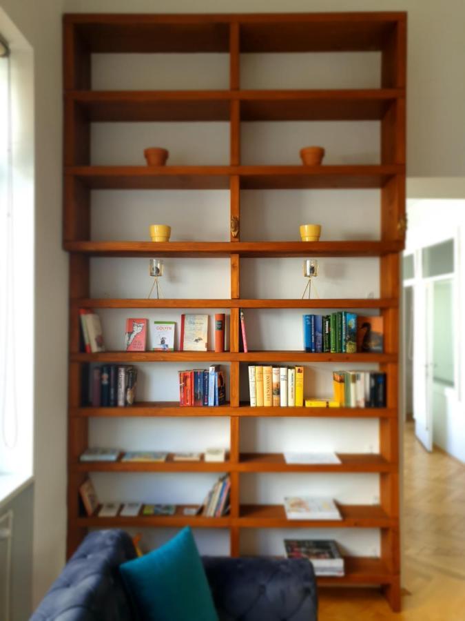 Sunny And Spacious Apartment Near City Centre Vienna Exterior photo